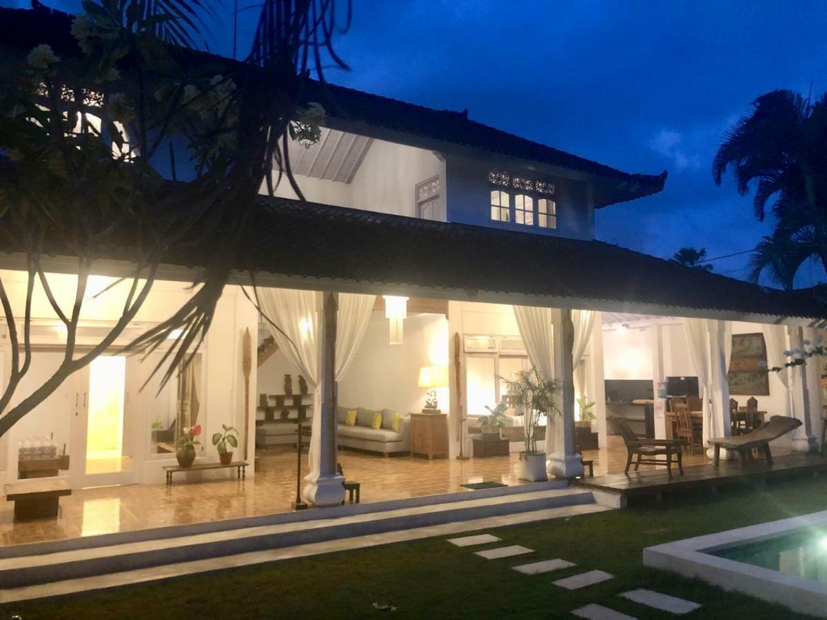 Villa Jalun Seminyak Exterior foto