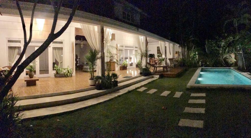 Villa Jalun Seminyak Exterior foto